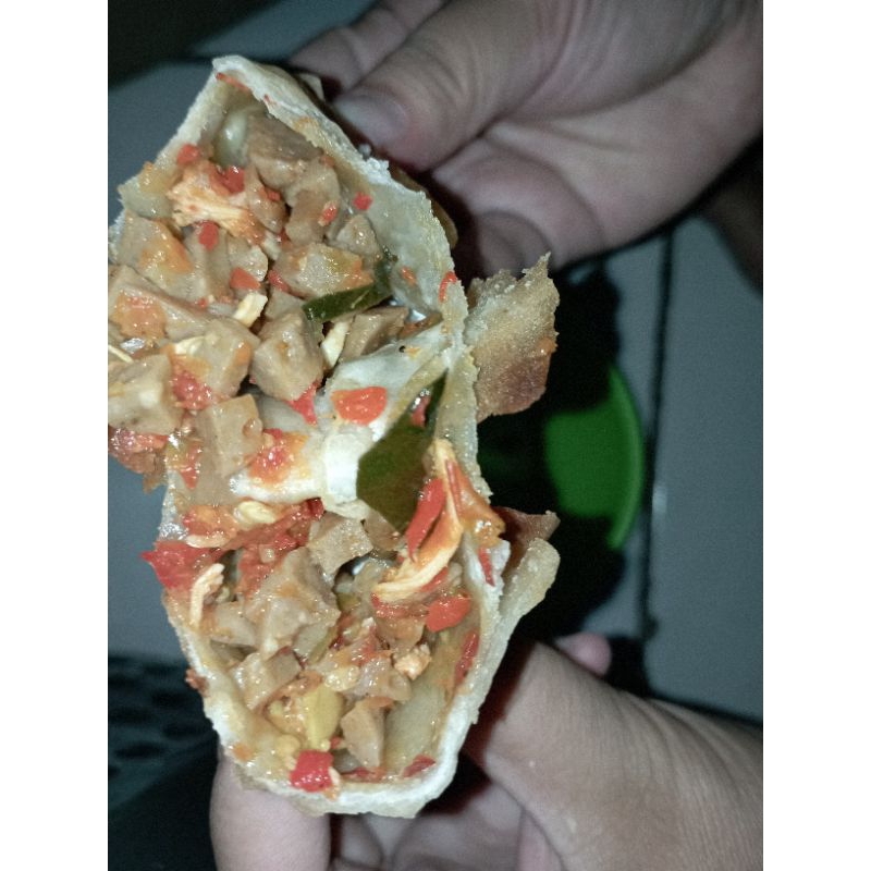 

cireng isi bakso