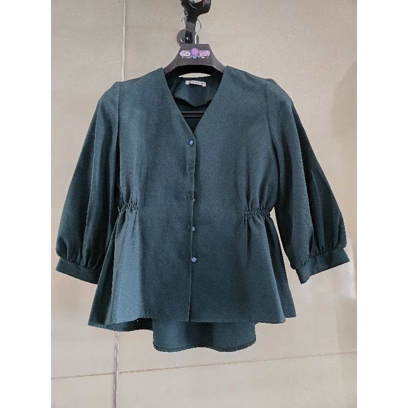 Preloved Blouse Wanita L'more Size M