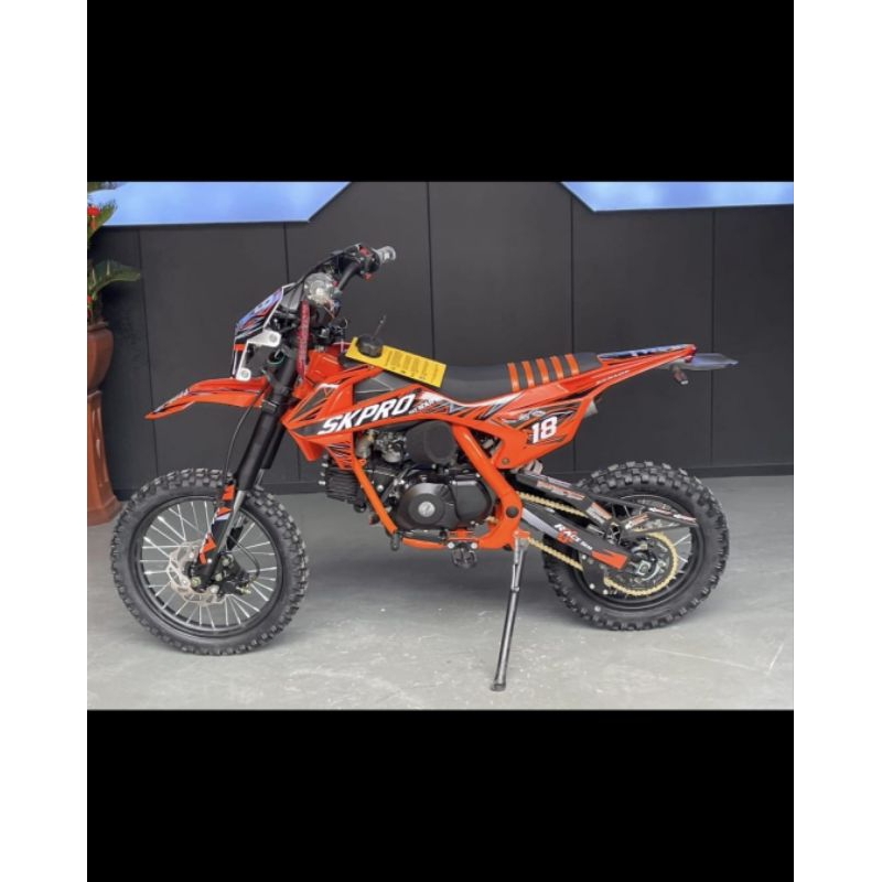 medium trail SK pro 110 CC