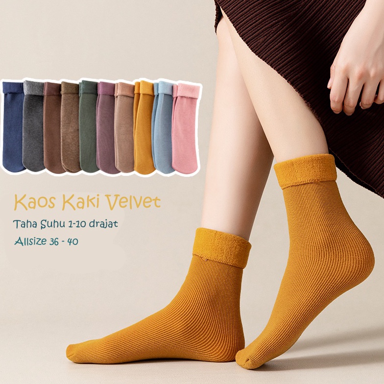 KODE S92N Kaos Kaki Tebal Musim Dingin Winter Socks Wanita Import