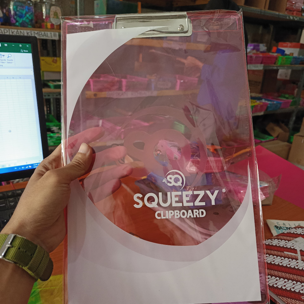 

Clipboard / Papan Jalan / Papan dada Ujian Transparant Uk folio