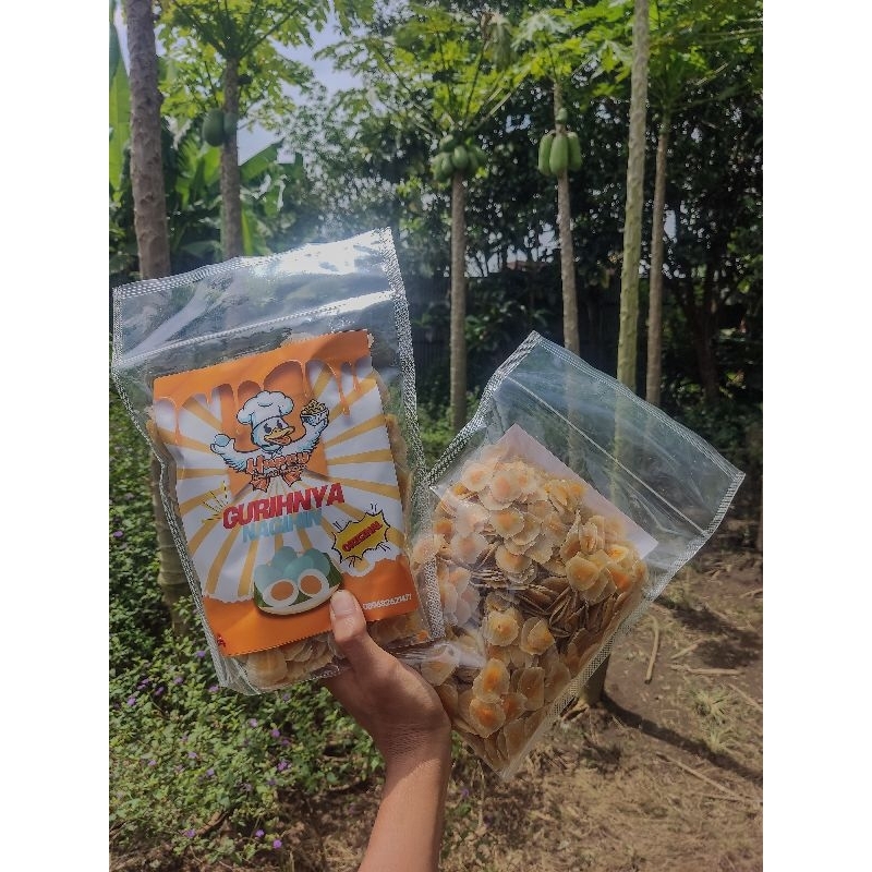 

Cemilan Krupuk Telur Asin Mentah Gurih Dan Renyah