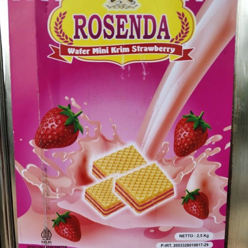 

Rosenda Wafer Strawberry Coklat Repack 500gr Enak Gurih Manis