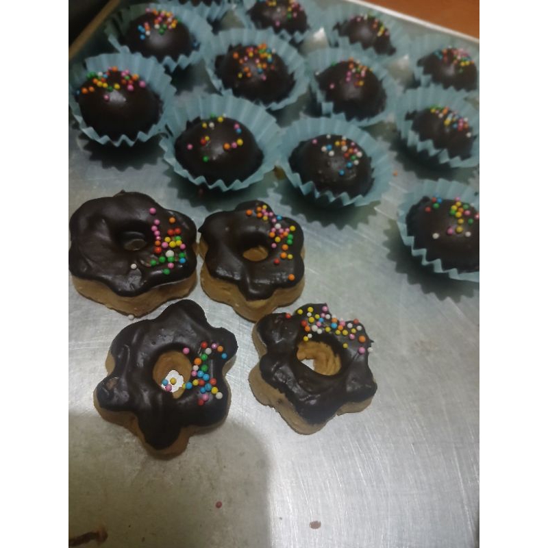 

cokies / bola² coklat / kue kering / kue lebaran