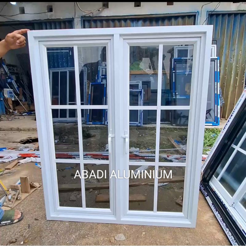 Jendela Casmen 2Daun Aluminium 3'inch L100 x T140 Ornamen