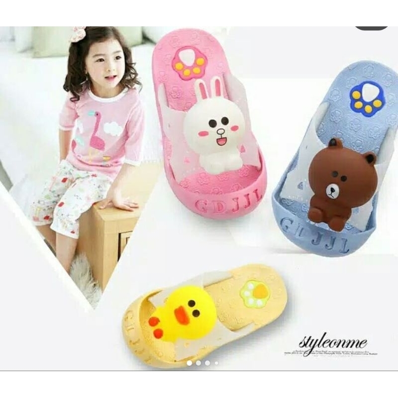 Sandal Anak Size 29 Motif Bebek Ducky