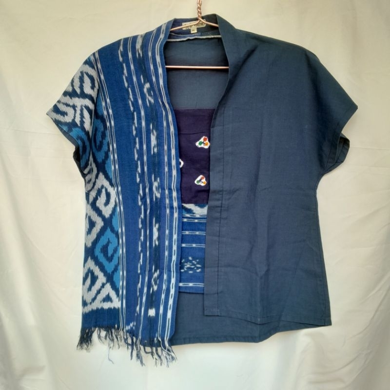 tjipto warno kebaya kutubaru tenun batik