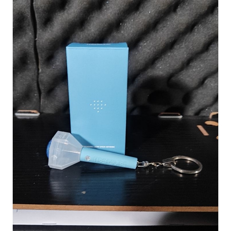 Lightstick Treasure Teulight keyring official