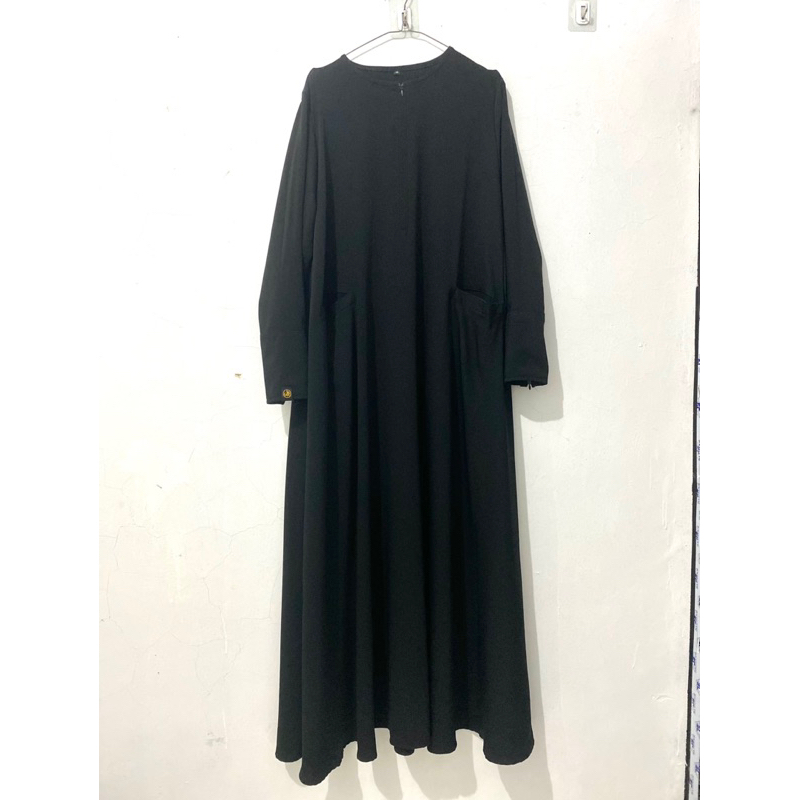 Preloved Rafah Gamis by istiqomah hijab Black Mina Anti uv