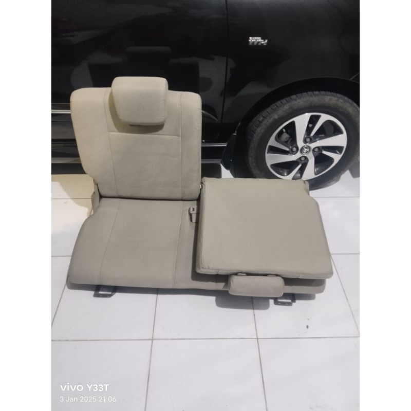 jok belakang avanza 2012 airbag