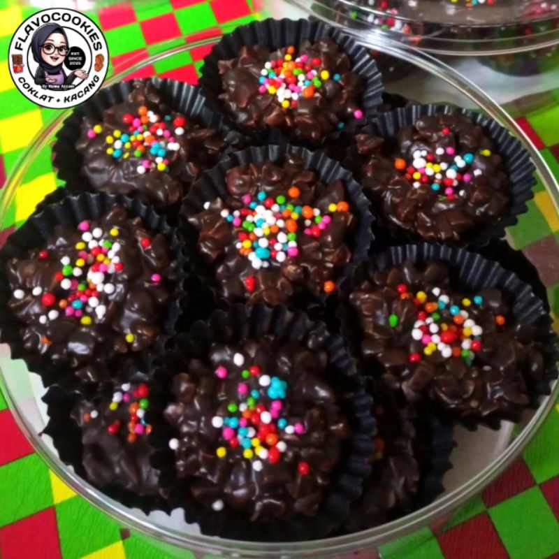 

Kue Coklat Kacang Renyah