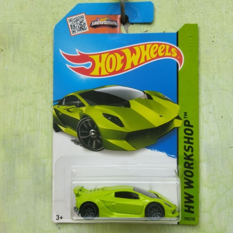 hot wheels Lamborghini Sesto Elemento Hijau dan Biru muda HW Reguler Card