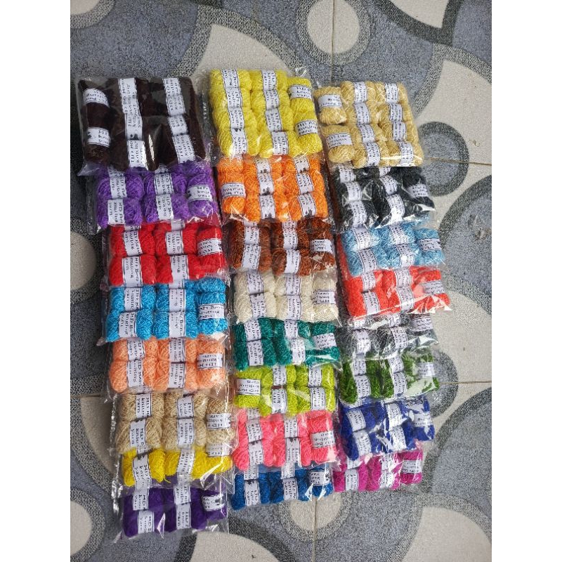 Wol isi 10 / Benang Wol Warna / Benang wol pak / Benang wol kecil warna warni / Benang wol isi 10 / 