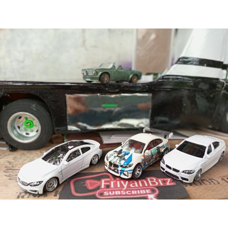 Diecast custom BMW series 1/64 loose baca deskripsi