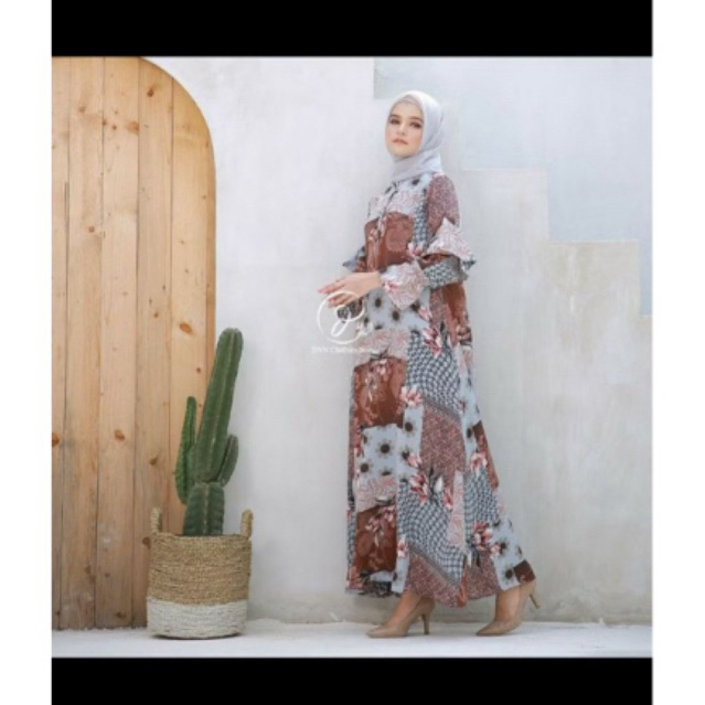 dress Dyn_Clothingline