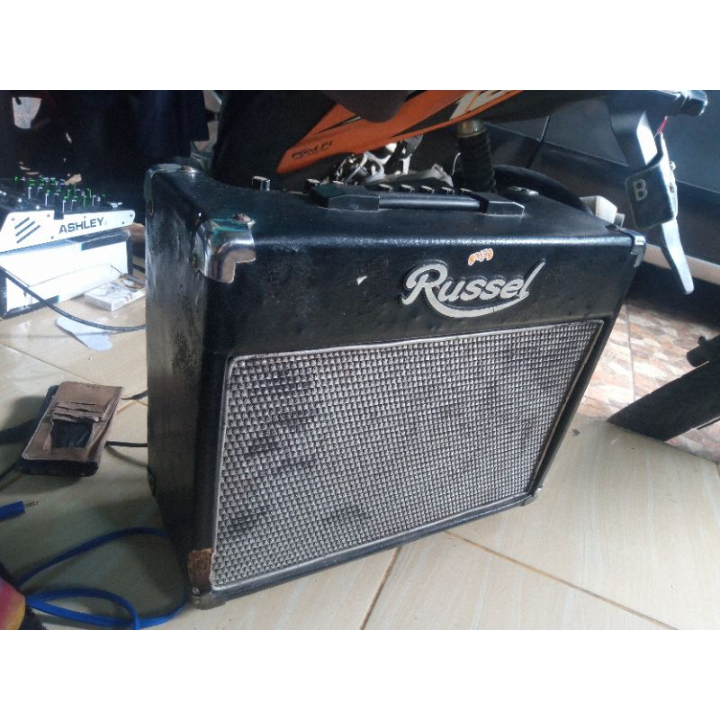 ampli gitar russel RG-15