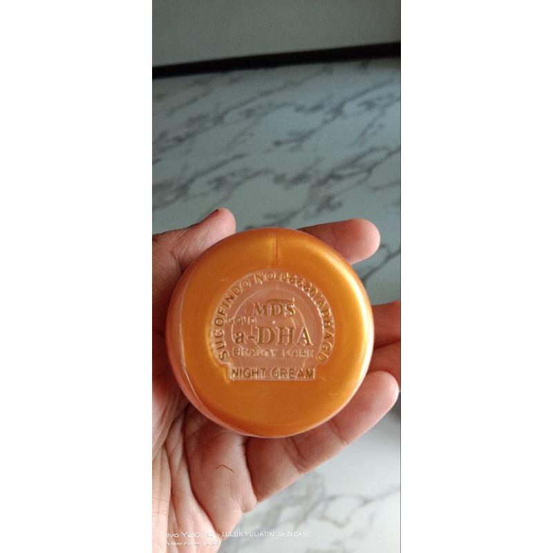 Cream malam DHA holo gold / Cream malam DHA holo biru