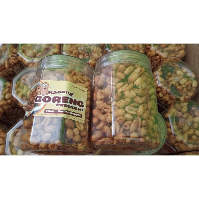 

Kacang Bawang President / Kacang Goreng 500gr / hampers