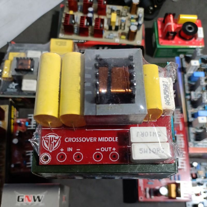 Crossover Pasif Middle