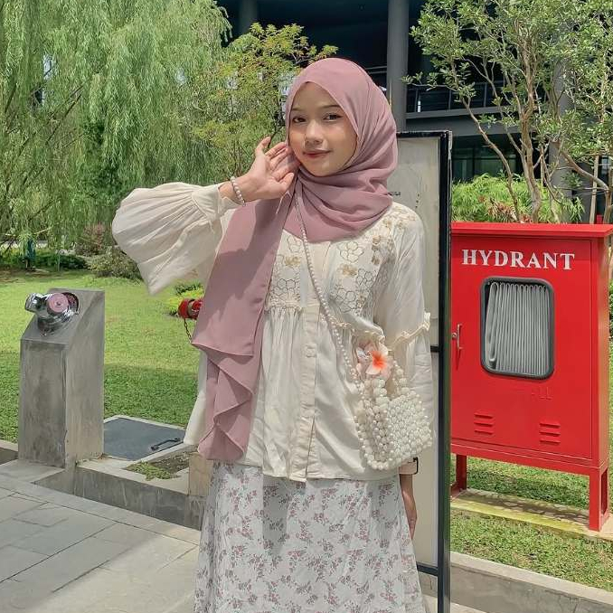 Blouse Atasan Wanita Rayon Premium Motif Bordir Lengan Balon Rea