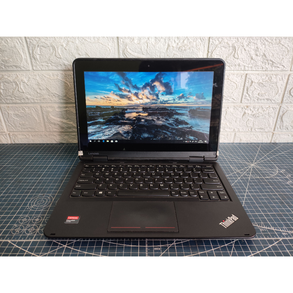 Lenovo Yoga 11E