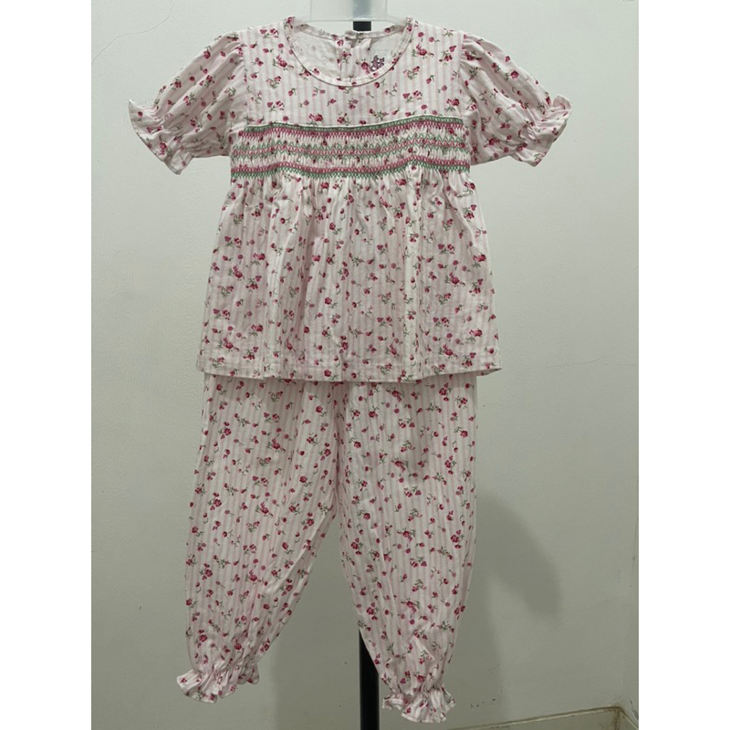 One set smocked size 2 Tahun prelov
