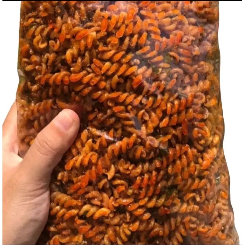 

MAKARONI URIL PEDAS GURIH DAUN JERUK