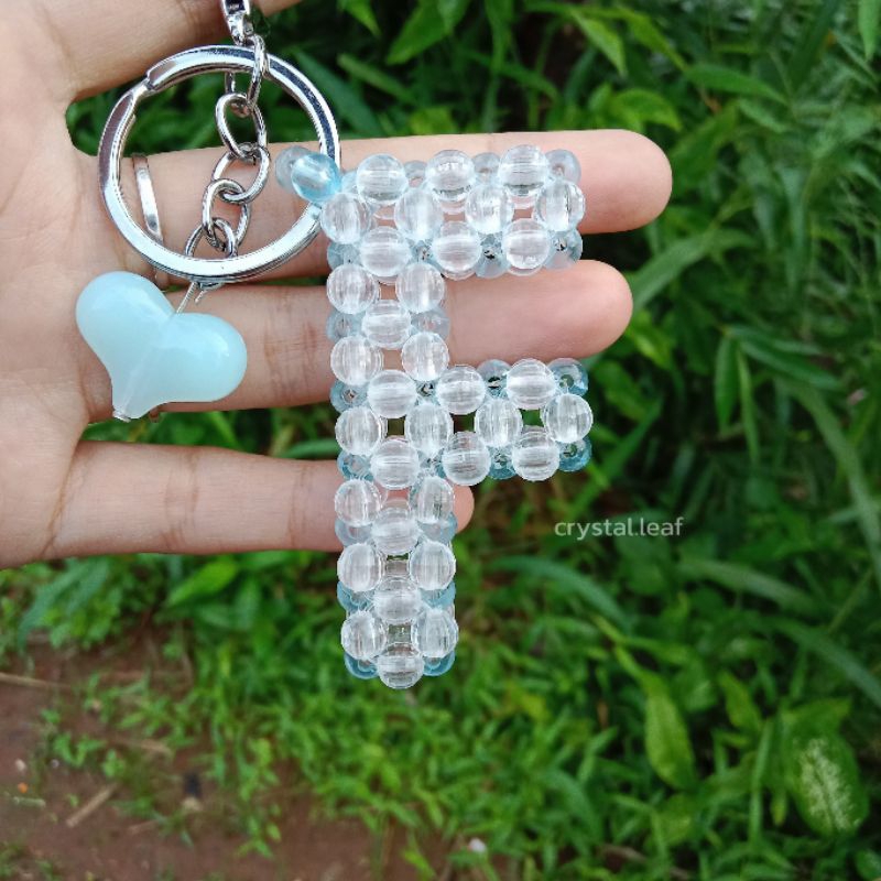 Gantungan Kunci Custom / Gantungan Kunci Inisial /Bahan Manik-manik / Love Random / Custom Huruf