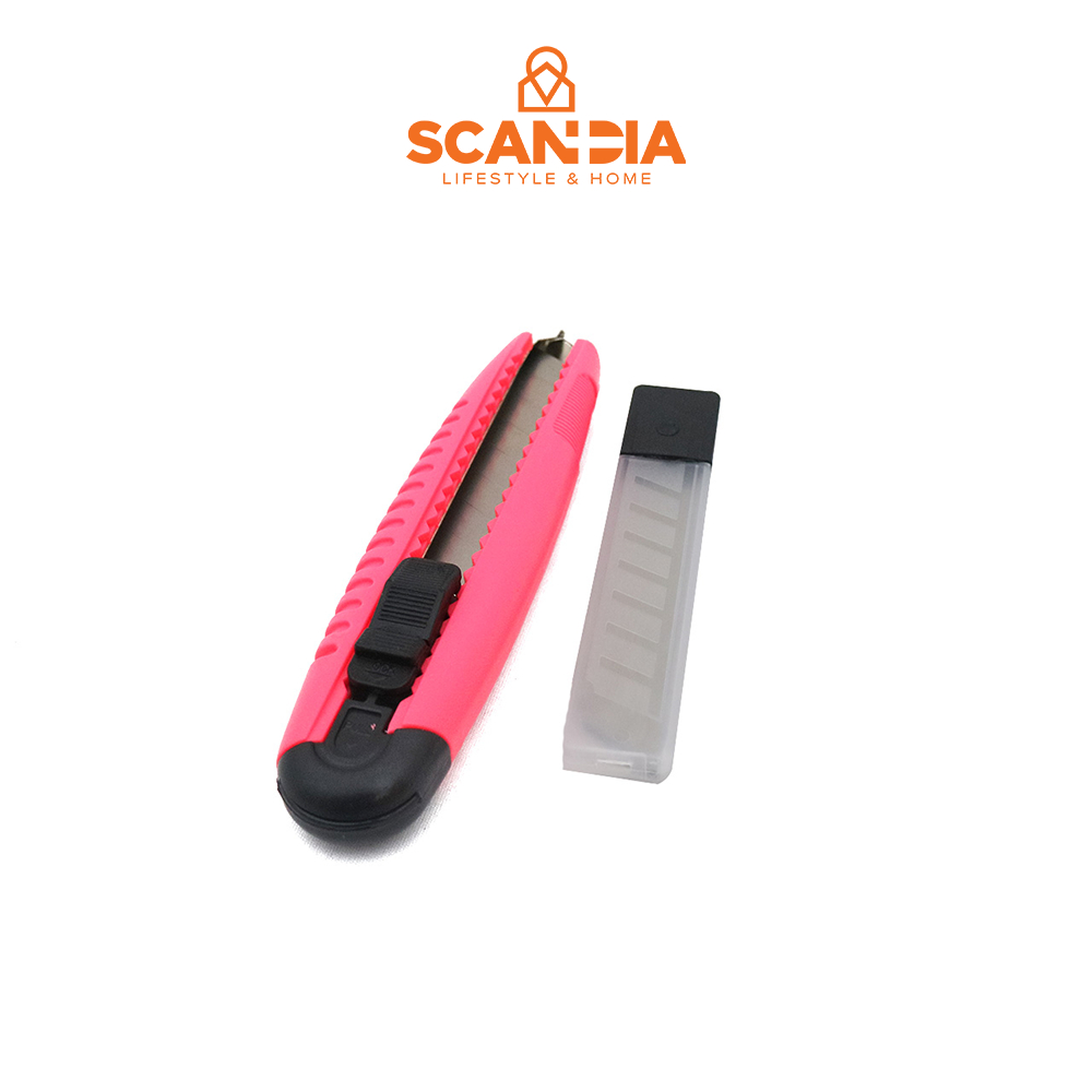 

SCANDIA Pisau Cutter Screw Lock With 5 pcs Blades Pink (HT0104)