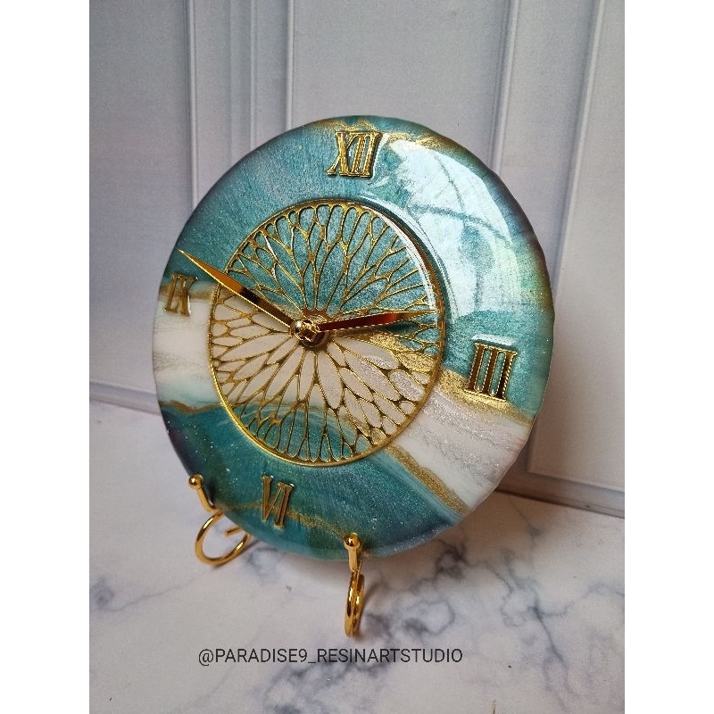 Jam Motif Planet Custom Resin Art 20cm | Jam Resin Art Kado Souvenir Mahar | Resin Art Custom