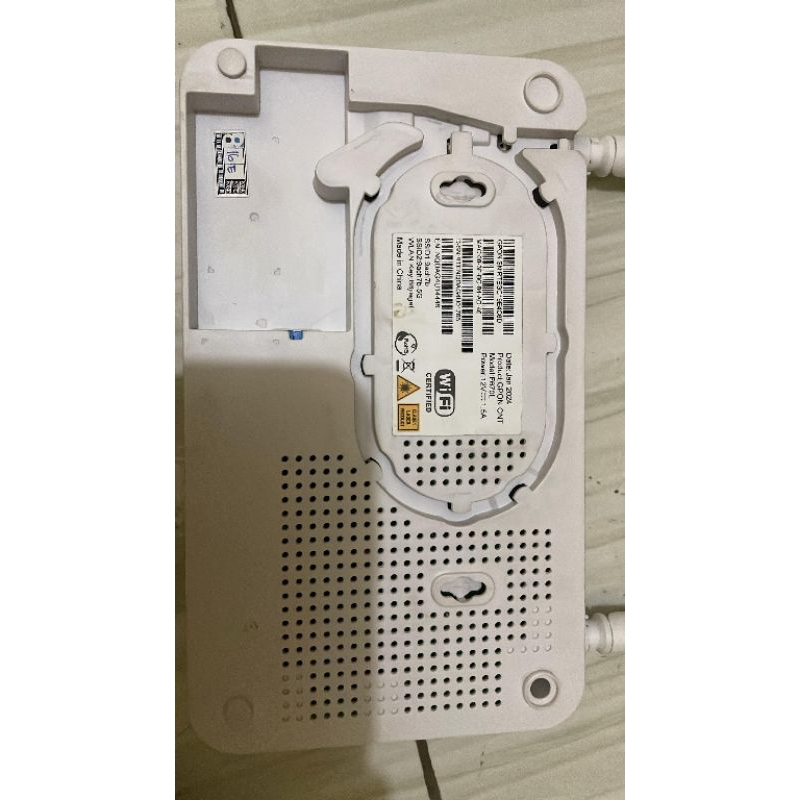 wifi router ZTE gpon & TP-LINK serta kabel lan 50 meter