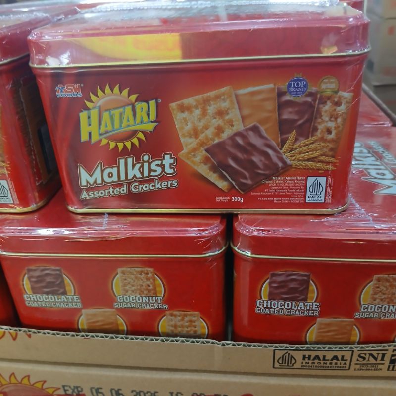 

Malkist Assorted Crackers 300gr 1Dus (isi 6 kaleng)