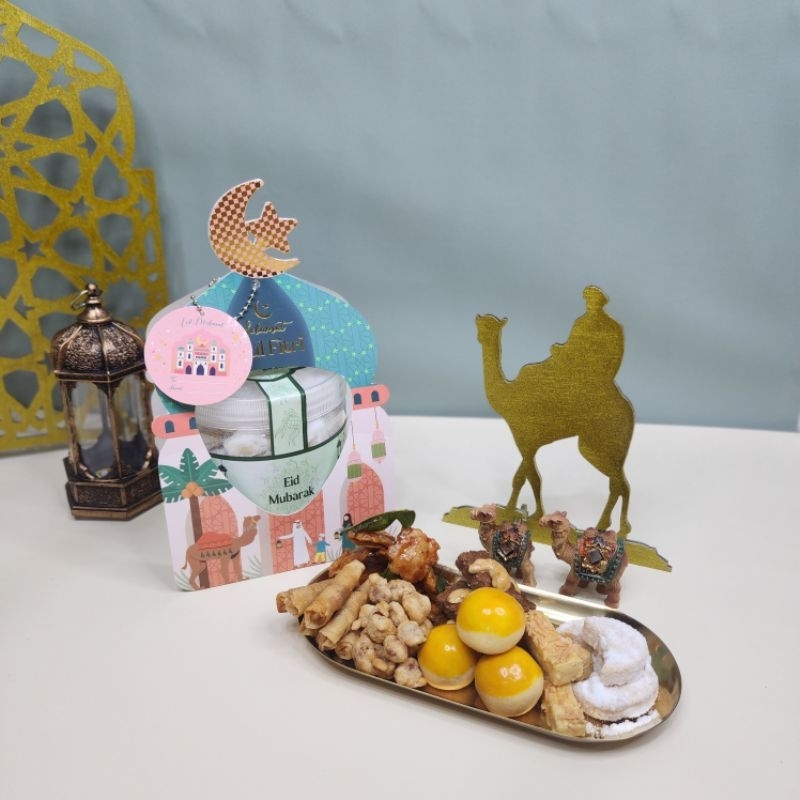 

Hampers Lebaran Kue Kering Premium Nastar Putri Salju Kastengel Coklat Mete