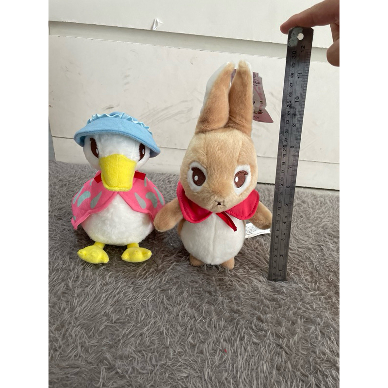 Boneka Peter Rabbit sepasang Original