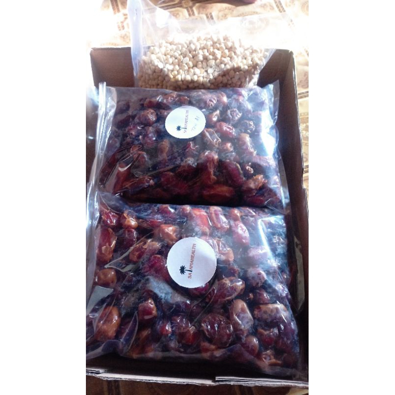 

kurma khalas 1kg premium