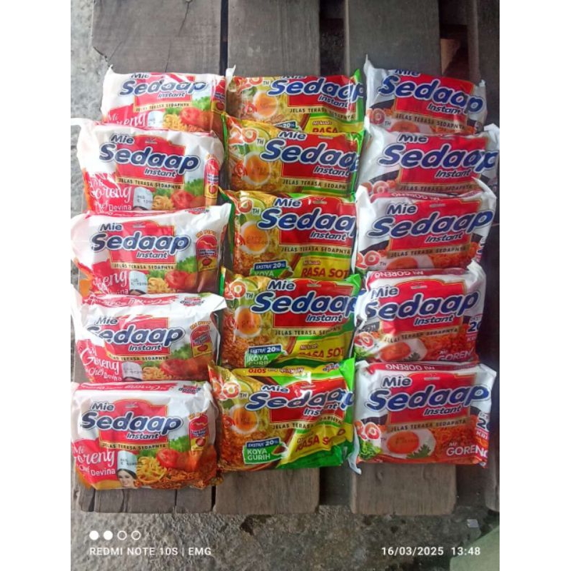 

mie sedaap goreng kemasan dos