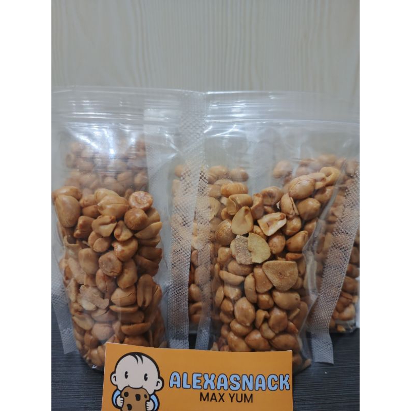 

Kacang Bawang Cemilan Snack Kacang Gurih Asin