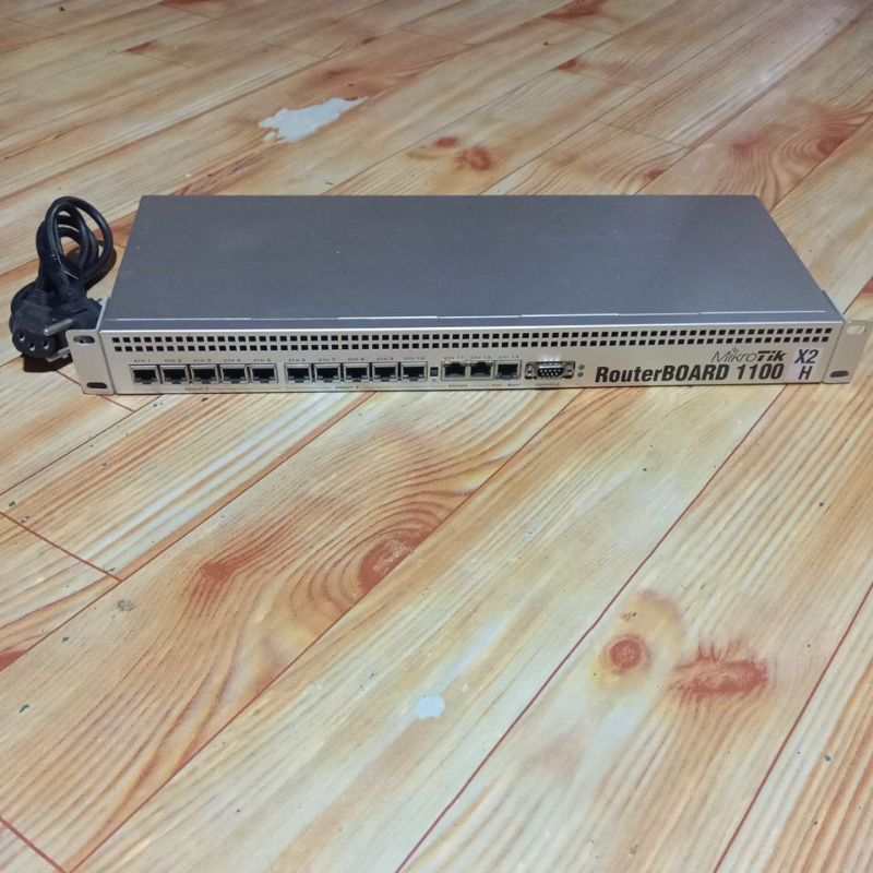 Mikrotik RB1100hx2