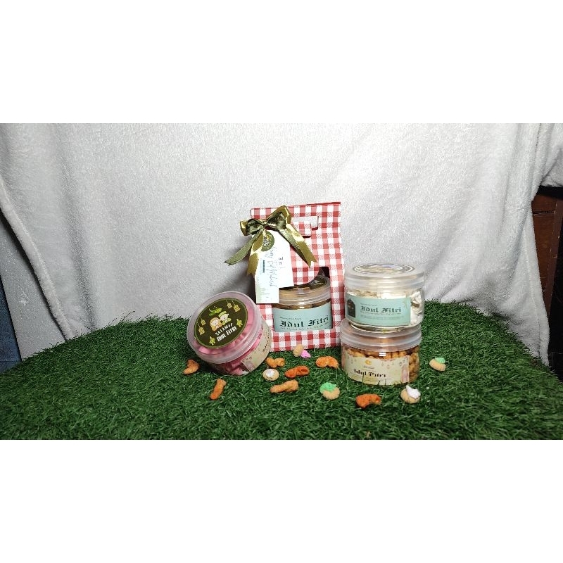 

Hampers Makanan Ringan | Snack Box Gift | Parcel Camilan Premium