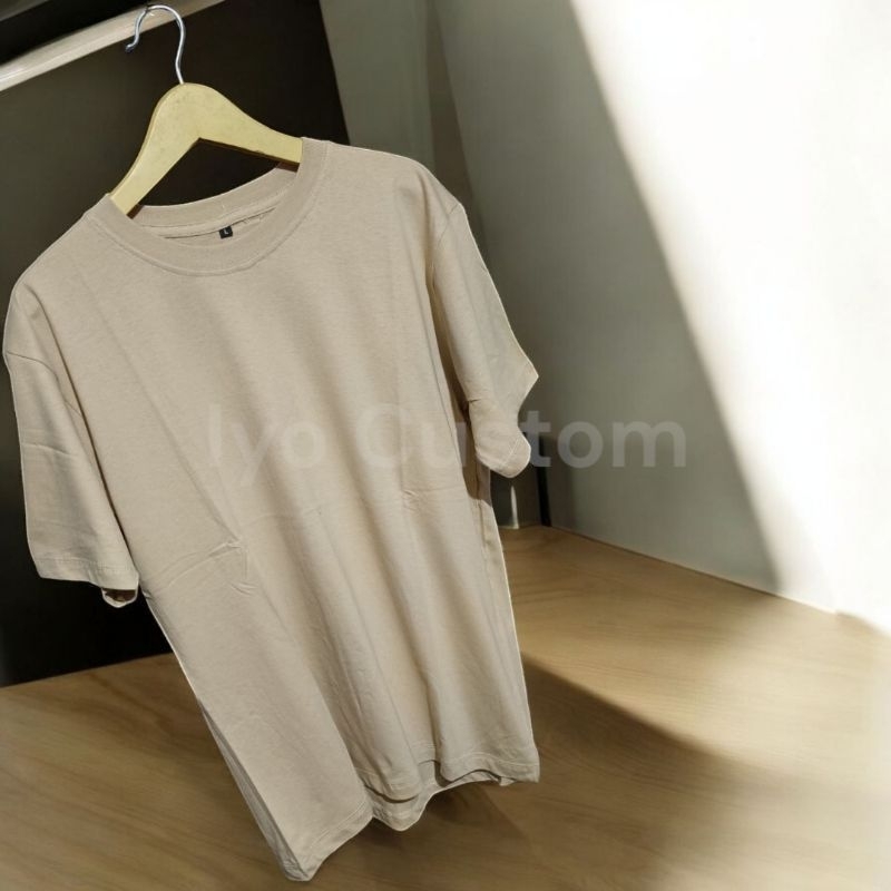 KAOS POLOS CREAM