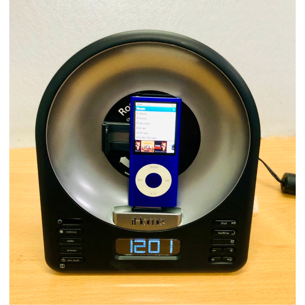 Speaker iHome - Dock iPod Radio & Clock Speaker