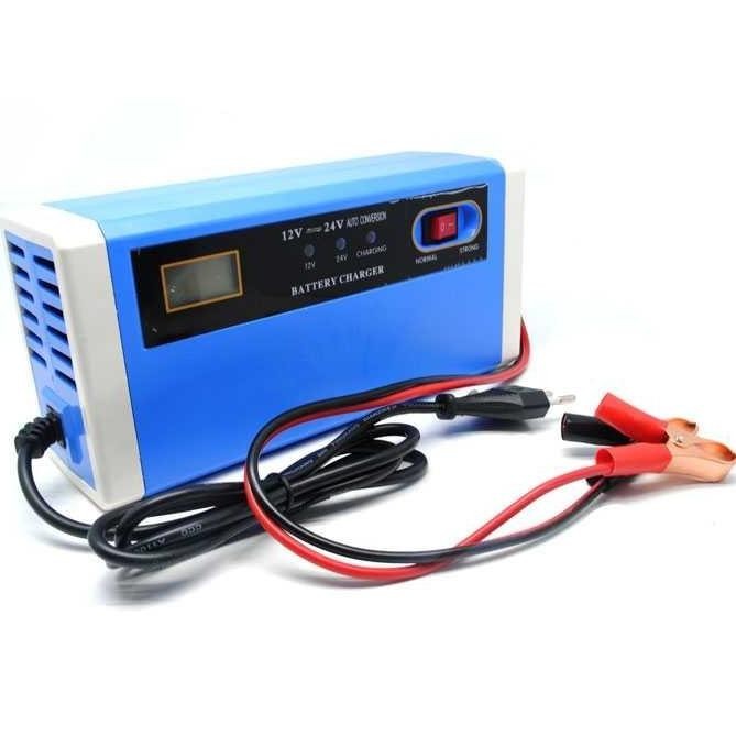 Charger Aki Pengisi Daya Baterai Aki Motor Dan Mobil 12V/24V 20AH-180AH