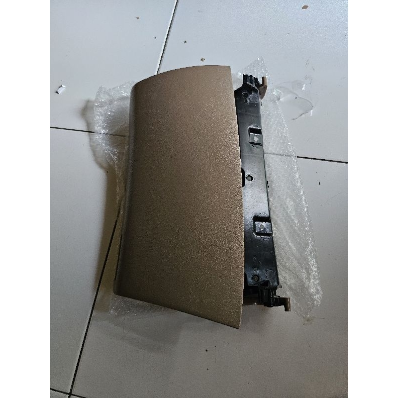 Tutup laci innova lama 2004 2011 ORIGINAL Thailand