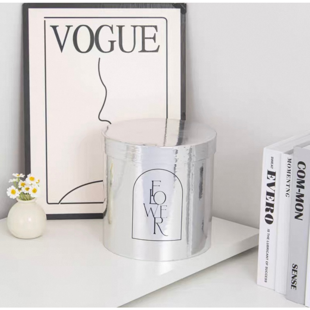 

Round Box /Kotak Bunga /Bloom Box /Box Bunga Premium /Box Hadiah Souvenir Imlek / Valentine