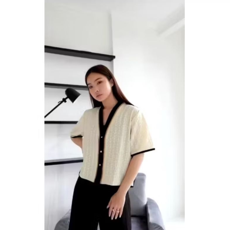 CMYK Top preloved