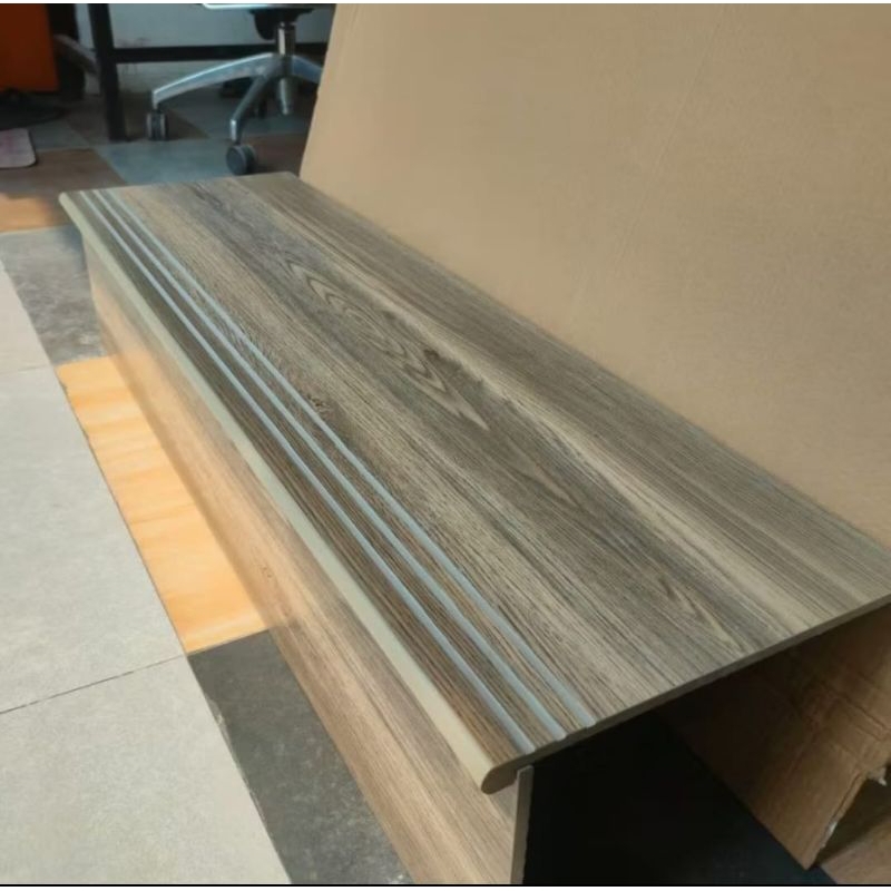 granit kramik pijakan tangga 30x90+20x90 valentino gress motif kayu