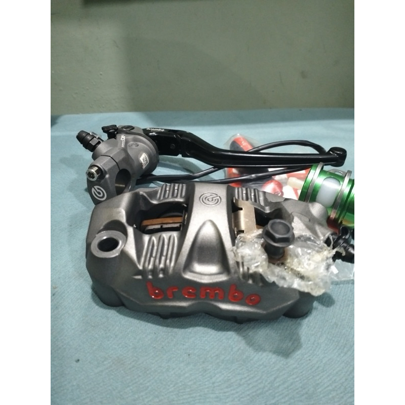 Kaliper brembo Gp4rs kanan 108mm