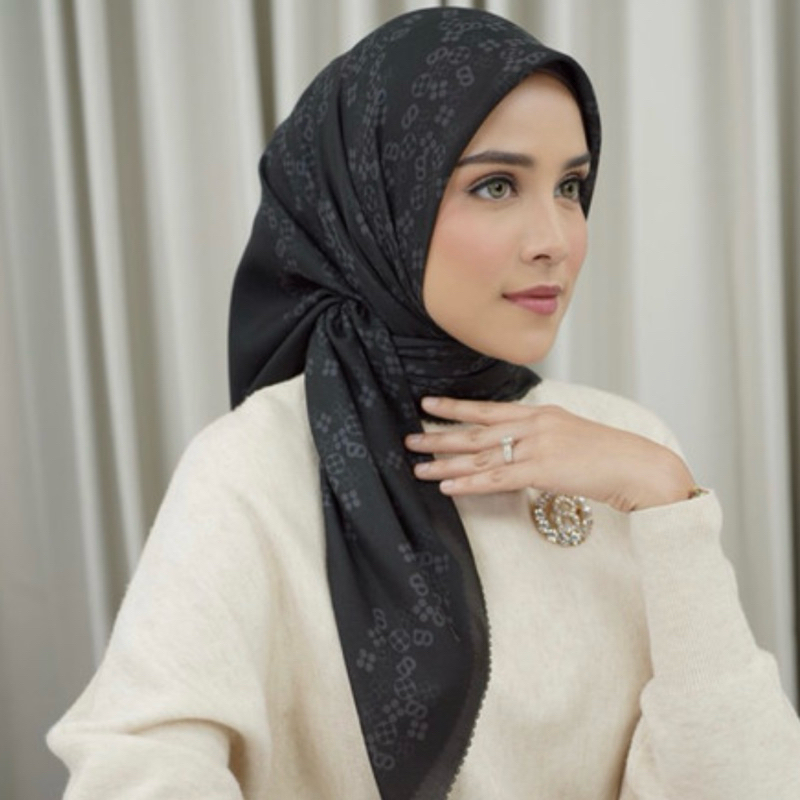 [NEW] SALE Buttonscarves Monogram Scramble Black Hitam BS Scarf Hijab Rare Item Best Seller Like New
