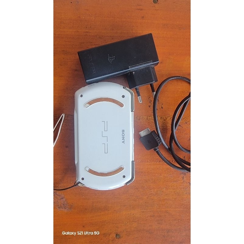 PSP Go Second Murah