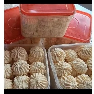 

Sagu Keju gurih manis lumer 500-600gr